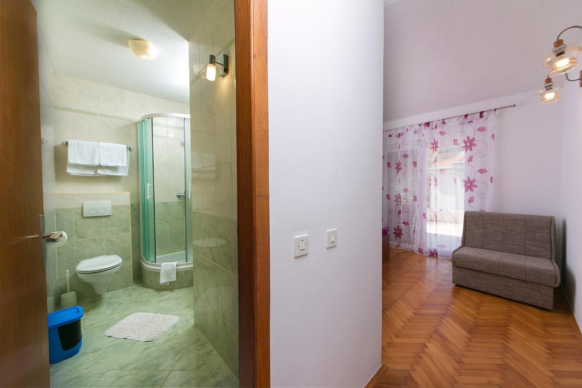 Apartments By The Sea Brela, Makarska - 20778 部屋 写真